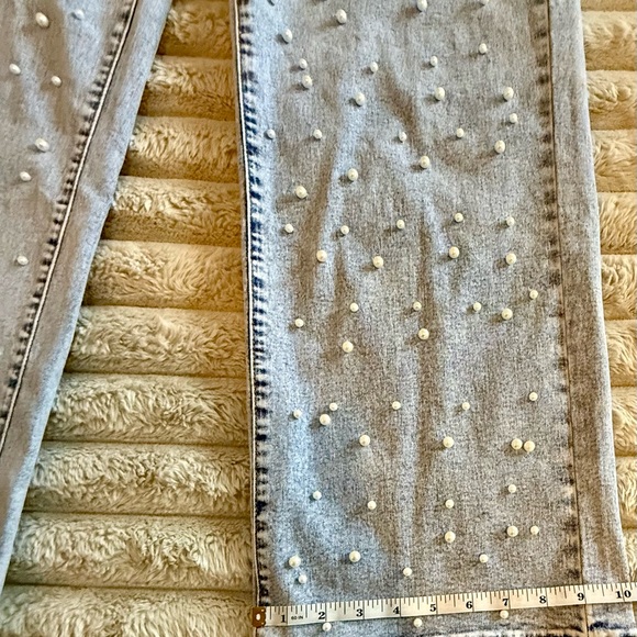 Pearl Studded High-Waisted Straight Leg Jeans – Size L - Picture 6 of 6